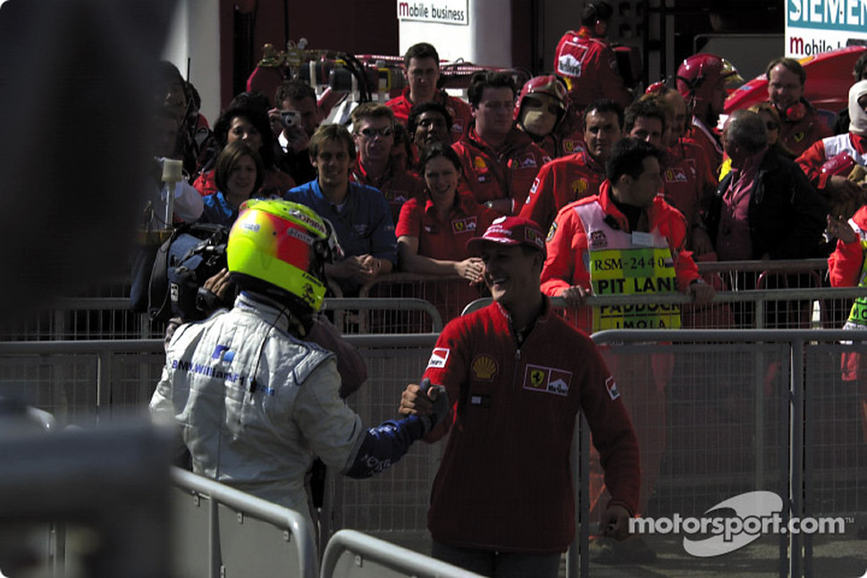 Temporada 2001 de Fórmula 1 F1-san-marino-gp-2001-ralf-being-congratulated-by-brother-michael