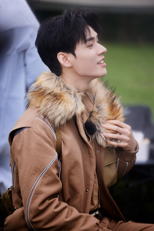 006DurXoly1hdq2i1sex7j347s6bku12