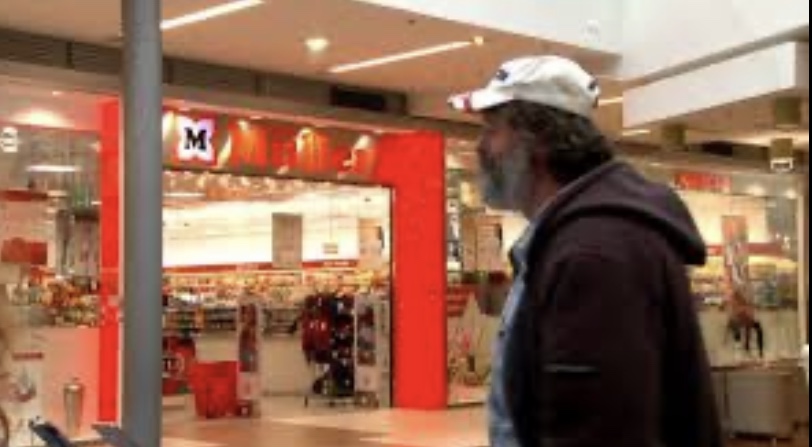 FA68DD32-977E-4887-999A-52F38E73FF91