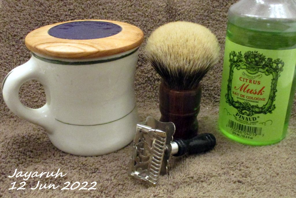 [Image: sos220612.jpg]