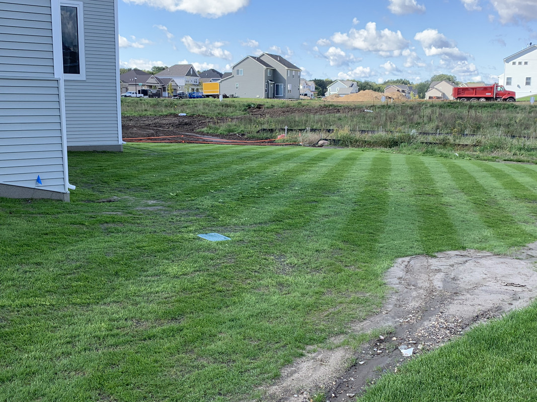 1631DBF6-34D7-4222-987B-DF90914C8230