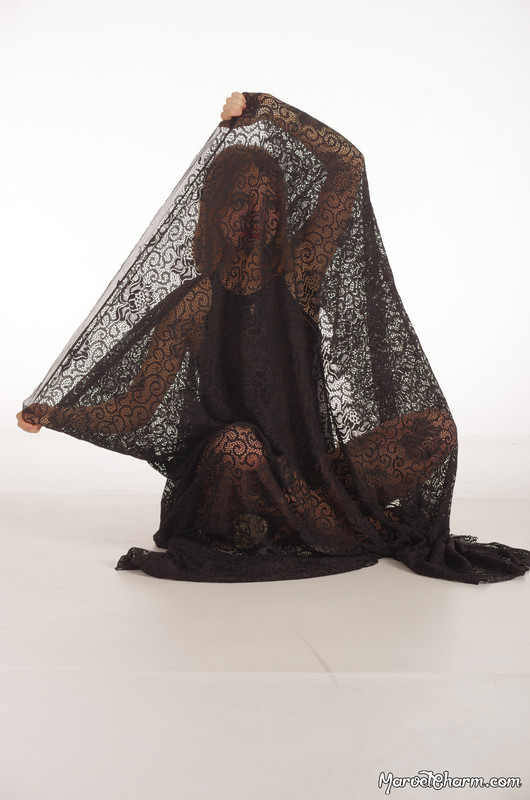 MarvelCharm_Nicolette-Black-Lace-073