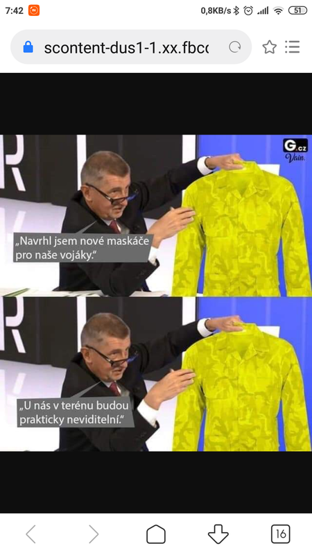 žlutá