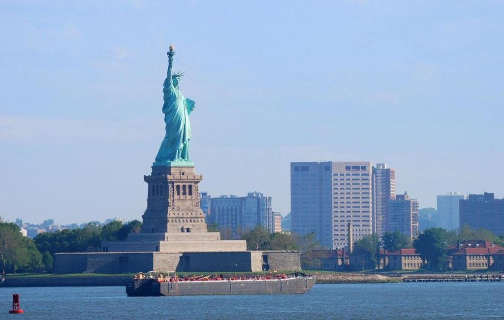 Paseos - Descubre Nueva York con una tarjeta turística: los mejores beneficios a tu alcance Estatua-ny