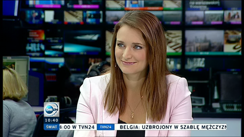 2012-10-14_Dagmara_Kaczmarek_Szalkow_TVN24HD_001