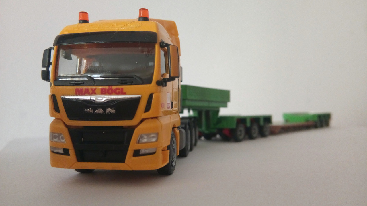 Macht (9447)