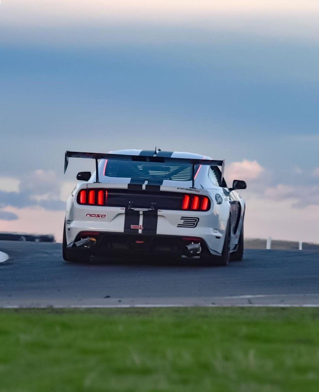 55B67567-995B-4915-9F5F-219DA0EF9141