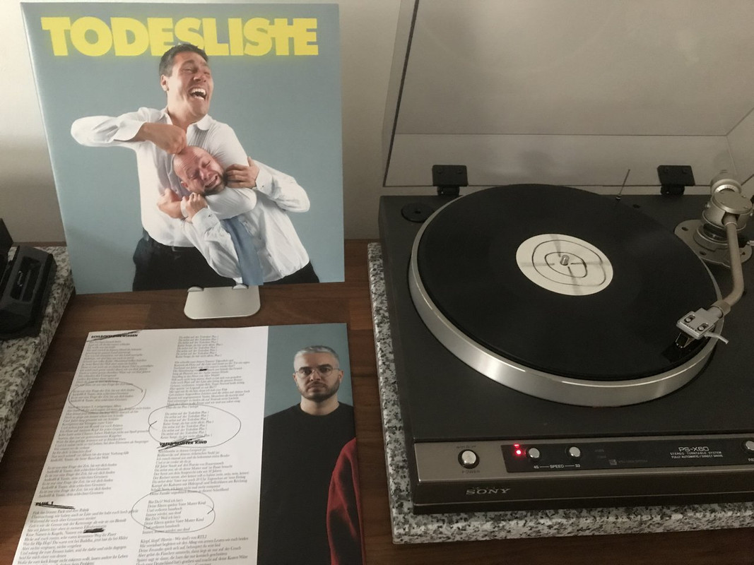 46B214F7-67F5-4928-A1A3-EF8DA5E98695