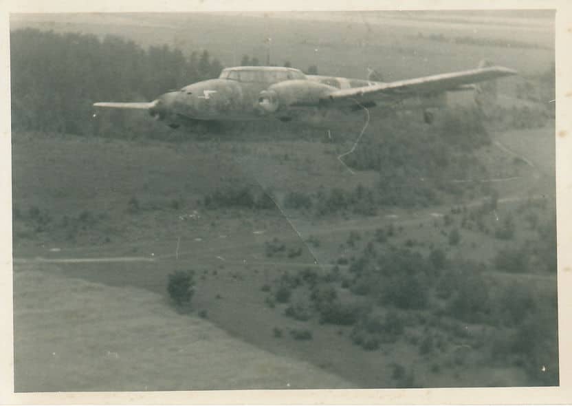 Foto Luftwaffe Flugzeug Me 110 CD der 1.(F)122 v