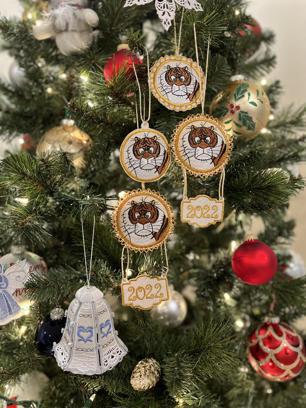 BBCF15ED-63C1-41E1-9DCD-7B4417D324C1