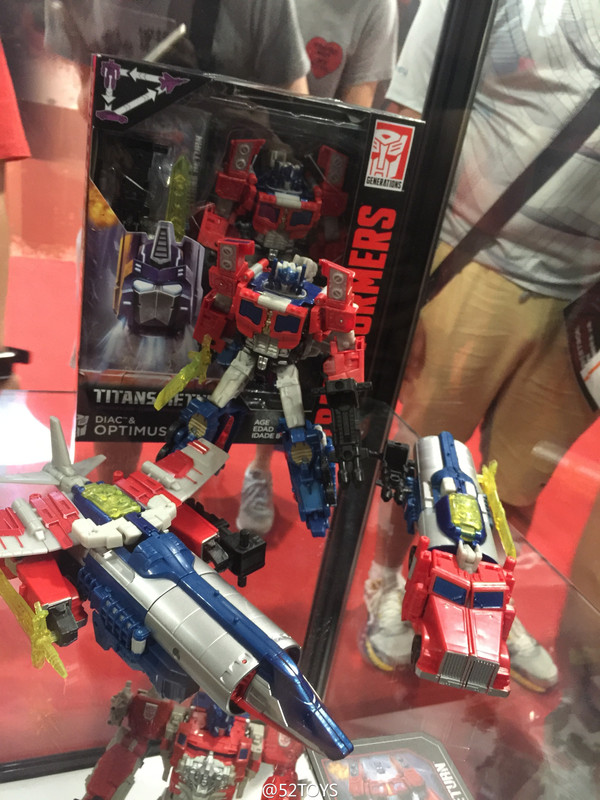 CybertronCon-Booth-008