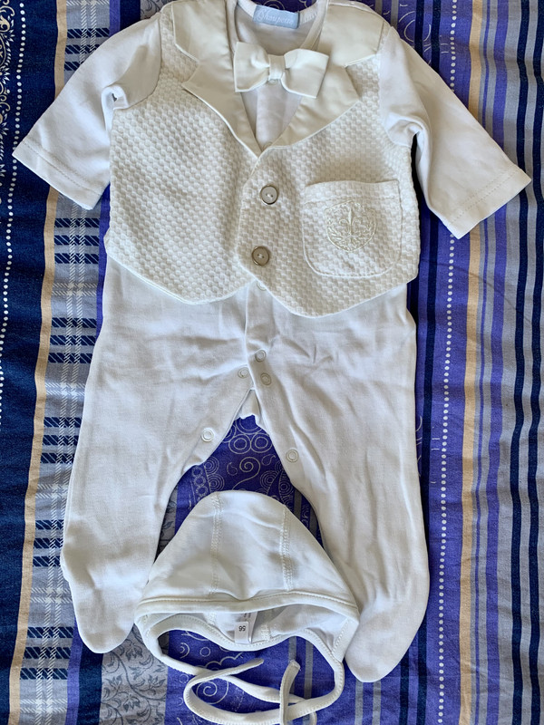 8B1328E7-7785-400D-9433-F1121D55A892