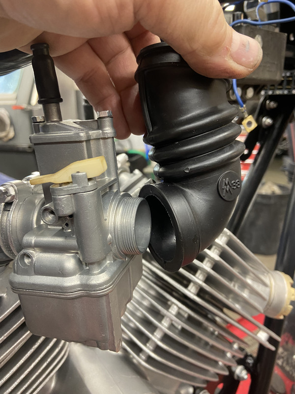 5BF072AA-C7C1-4312-B476-E388999D1449