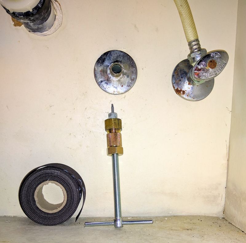 How to remove stubborn 1/2 inch compression ring holding undersink