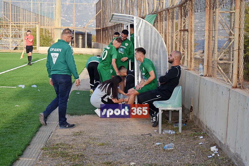 , &Tau;&omicron; &phi;&omega;&tau;&omicron;&rho;&epsilon;&pi;&omicron;&rho;&tau;ά&zeta; &tau;&omicron;&upsilon; &tau;&epsilon;&lambda;&iota;&kappa;&omicron;ύ &Epsilon;&rho;ά&nu;&eta;-&Pi;&alpha;&nu;&theta;&omicron;&upsilon;&rho;&iota;&alpha;&kappa;ό&sigmaf; (&phi;&omega;&tau;&omicron;)