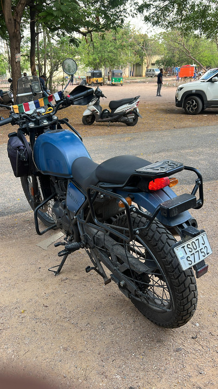 royal enfield himalayan photo 2