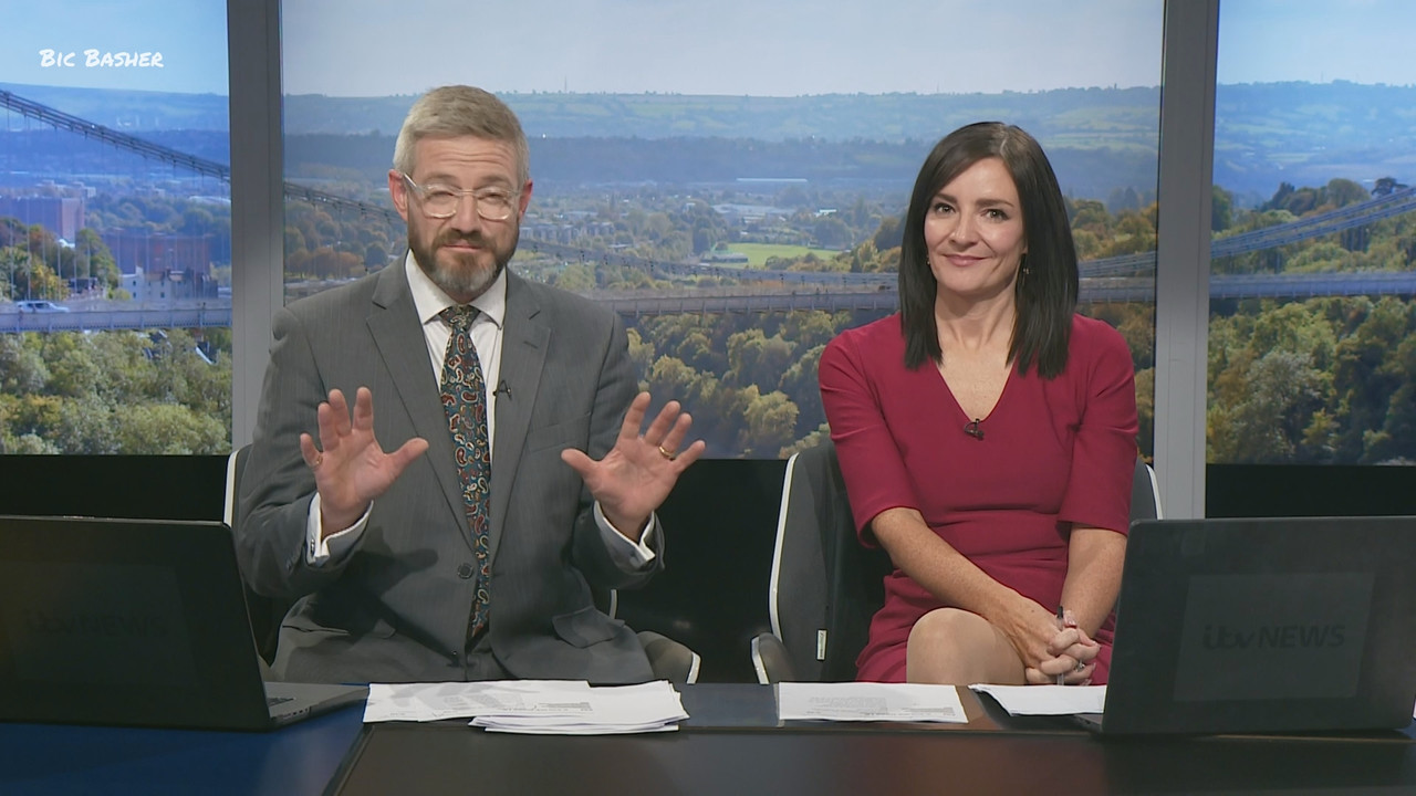 09.23 - 18.00.00 - ITV News West Country. Breaking news and current s....ts_snapshot_21.42.739