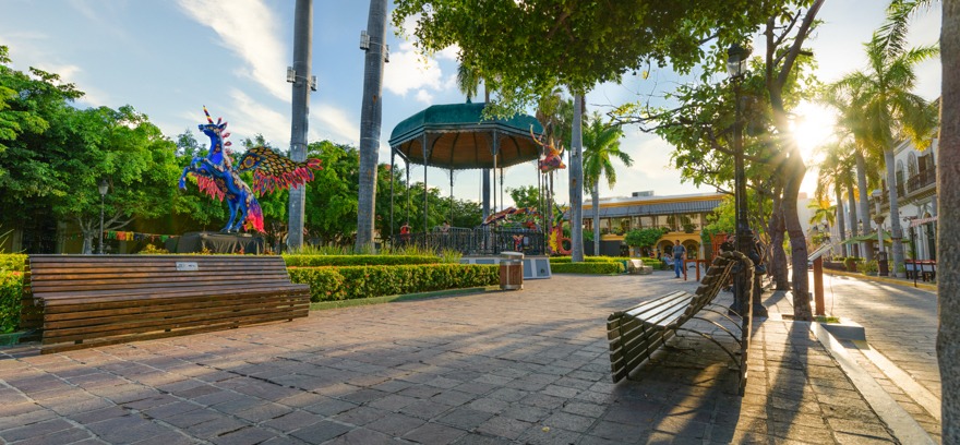 Mazatlan Old Town Highlights + 4 Course Gourmet Lunch at Melville