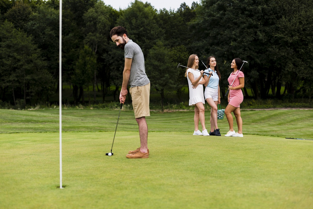 golf club membership