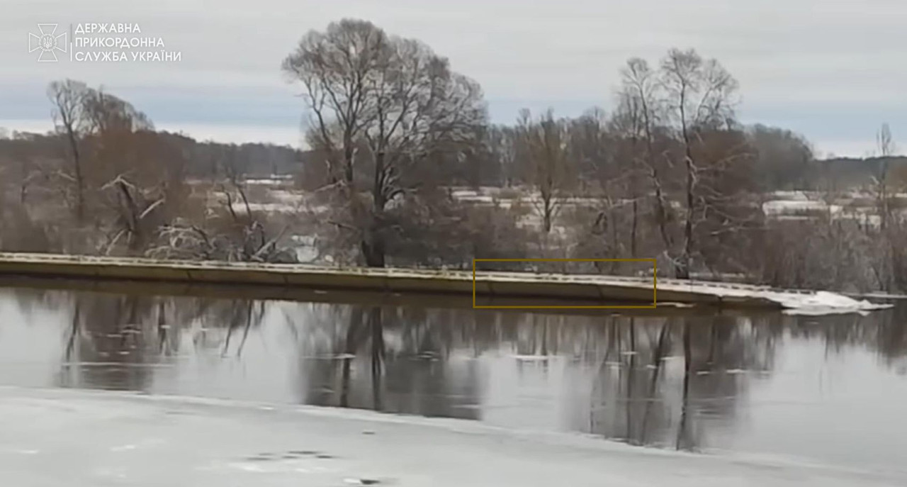 1015 River link pontoon (for unknown floating bridge system) capt 07 01 24