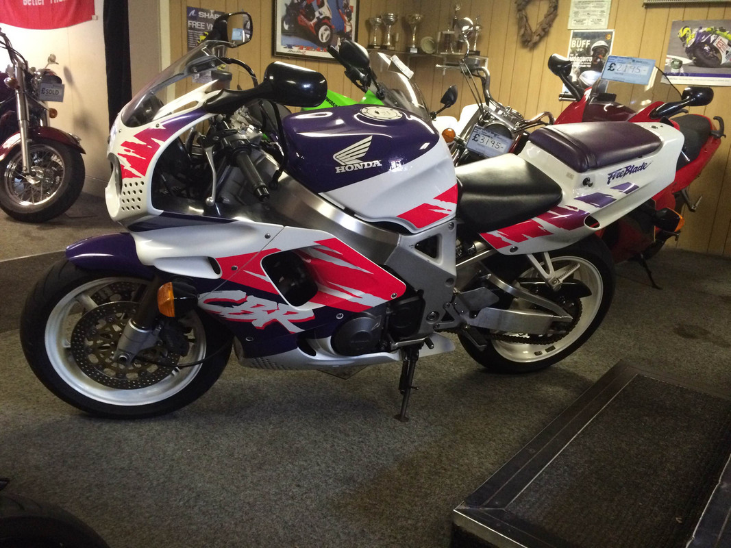 8FC91260-8BF5-4D8E-B97B-21719176201B