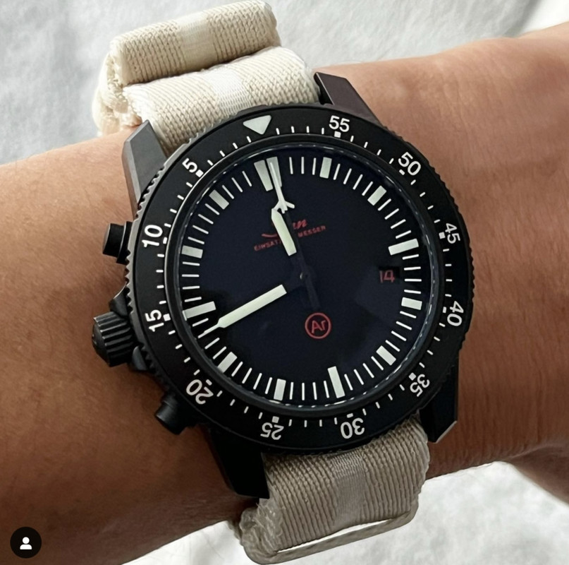 B13897A3-3EC6-4EB4-A00F-4A67526653FD