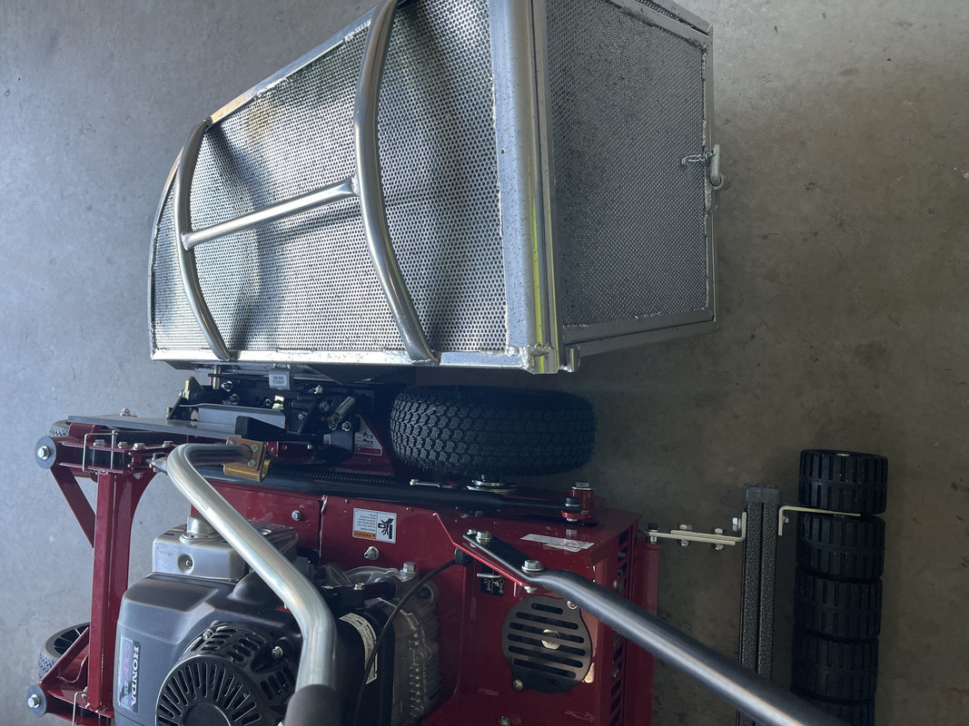 2ABFEB31-64A5-41E5-8501-59E5AAF0E6D4