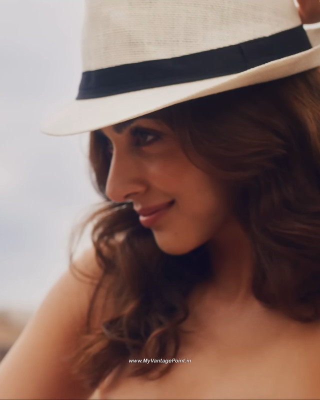 11 Kiara Advani with Hrithik Roshan in WAR 2 (2025) Movie MyVantagePoint