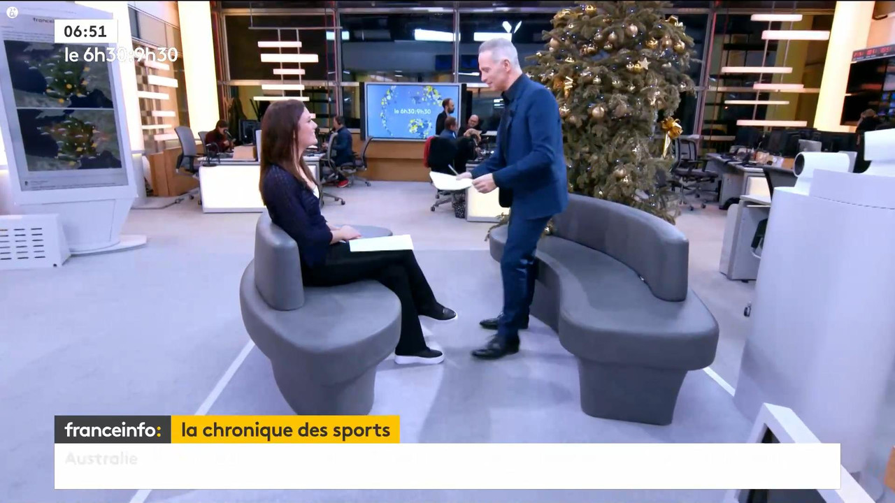 02 January - 05.29.00 - Le 6h30 9h30. Entre JT, chroniques, invi
