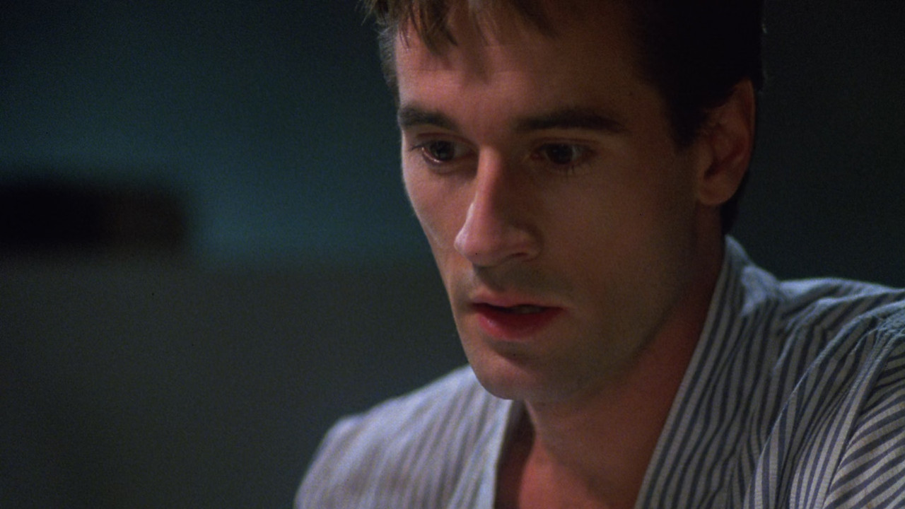 Re-Animator 1985 Unrated RM4K (1080p x265 10bit Tigole).mkv_snap