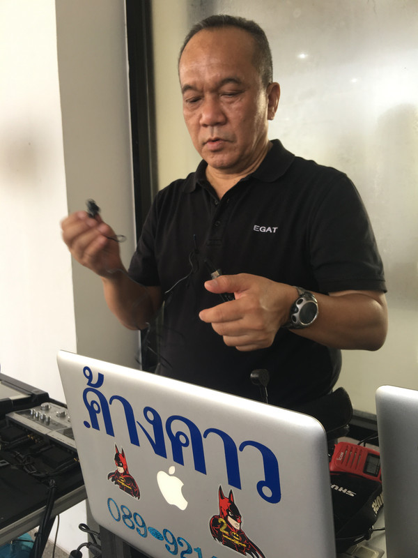 28E26D74-44BB-4D9D-9162-49A91ADAB798