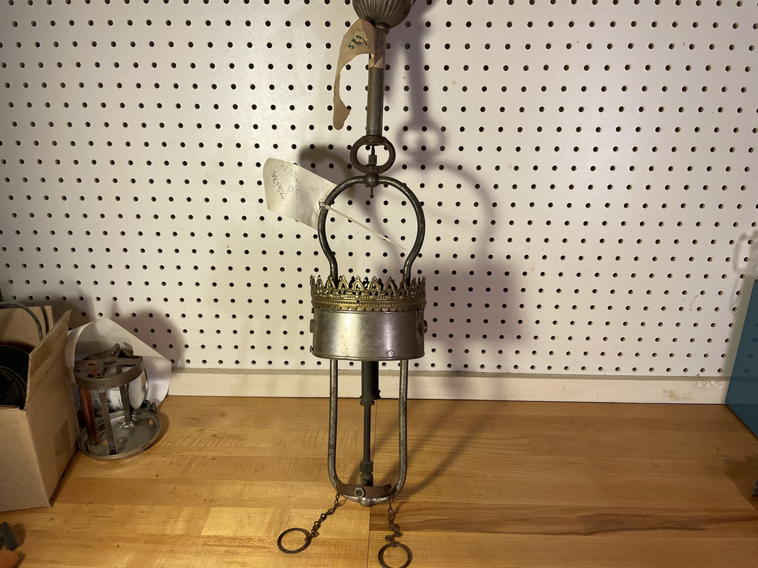 F0B1E816-7918-4759-AFBB-49AFD52462C8