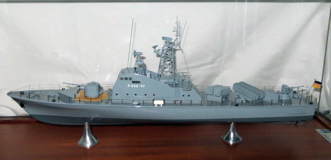 Werftmodell Schnellboot P300-47 (1)