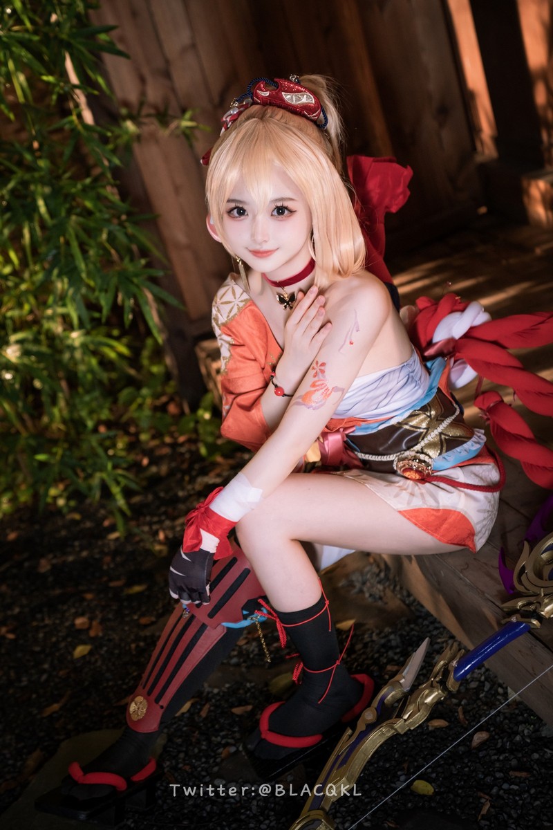 白莉爱吃巧克力 宵宫 Cosplay 写真集【92P｜502.8MB】插图1