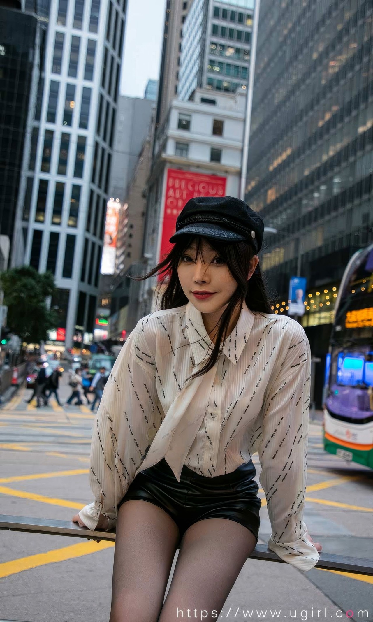 芝芝booty 你出现的街角图集，都市女孩的潮流穿搭公式插图4