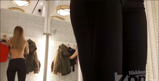 [Image: Voyeur27735114130.jpg]
