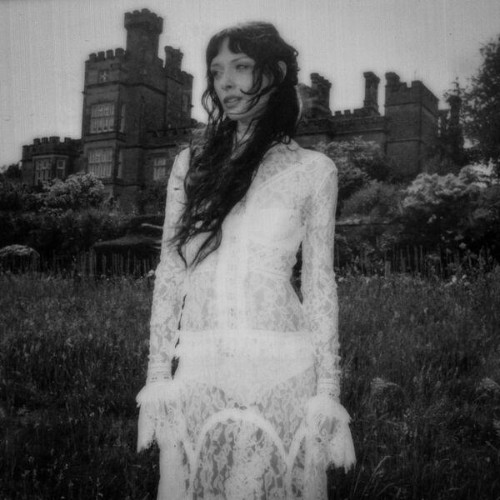 Holly Humberstone - it's a real Cruel World (2026)