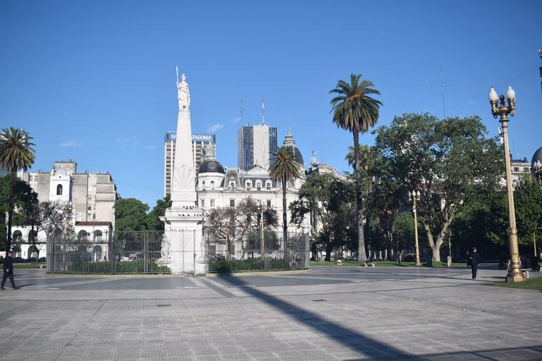 В джазе только девушки или аргентинско-бразильский калейдоскоп В джазе только девушки или аргентинско-бразильский калейдоскоп