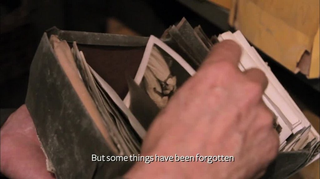 [Image: xsmf6a83u0js.jpg]