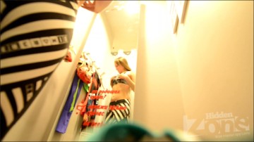 [Image: Voyeur55315113719.jpg]