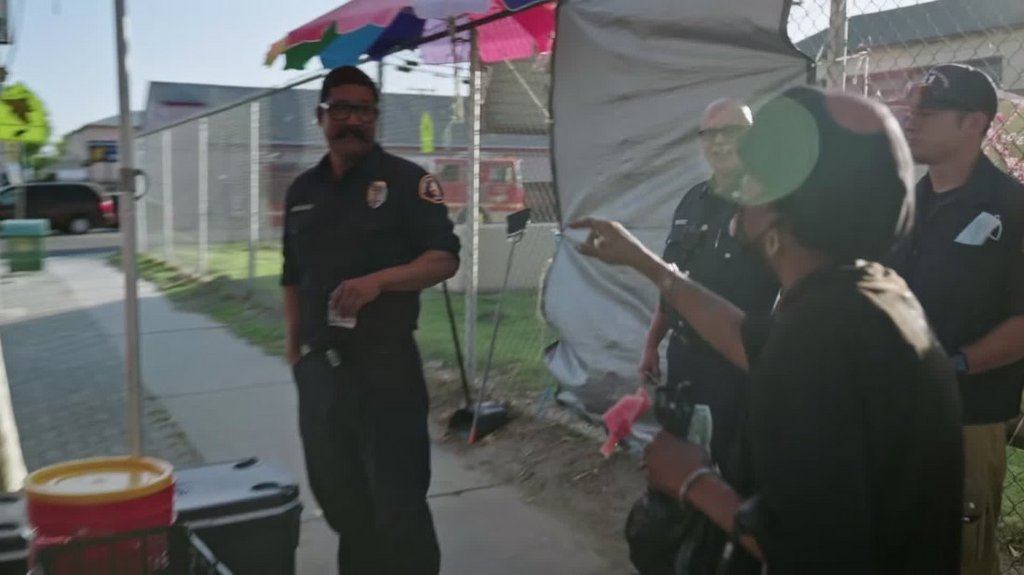 [Image: hpmgc9y923pg.jpg]