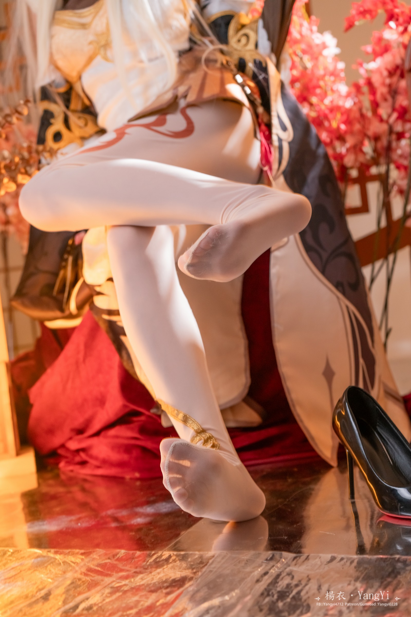 楊衣 Yangyi – 2024年09月 FOOT TIER 足控主题 写真视频合集（265P+8V-1.47GB）插图5
