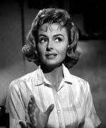 donna-reed-b26