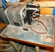 Antikes Schweißgerät mit Pedal & Zubehör Vintage Punktschweißgerät, Industrie