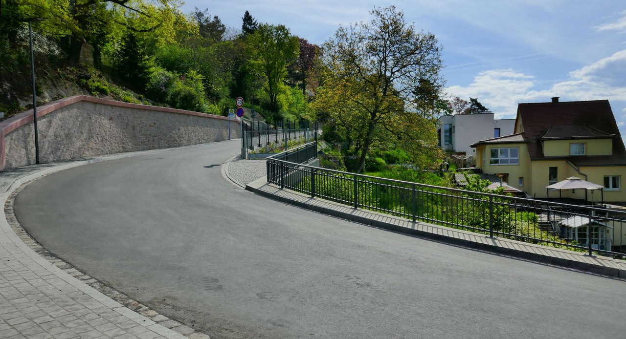 Bild: https://i.postimg.cc/k40F6K8m/P1270234.jpg