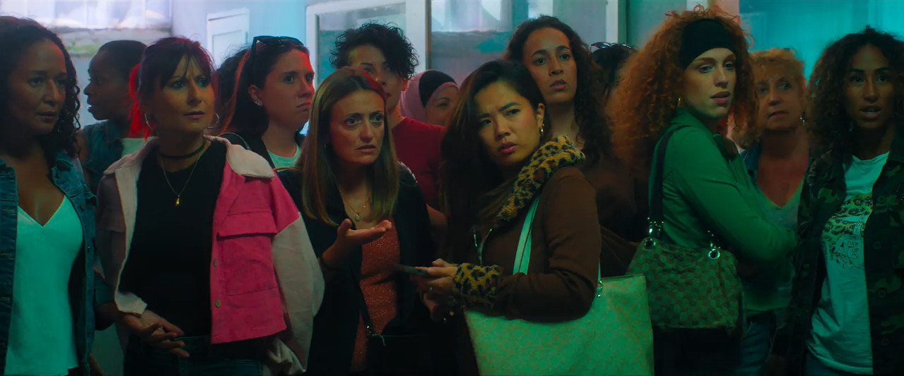 Cash Queens (2026) Season 1 [Hindi + English] WebRip 480p 720p ESub - Complete Screenshot