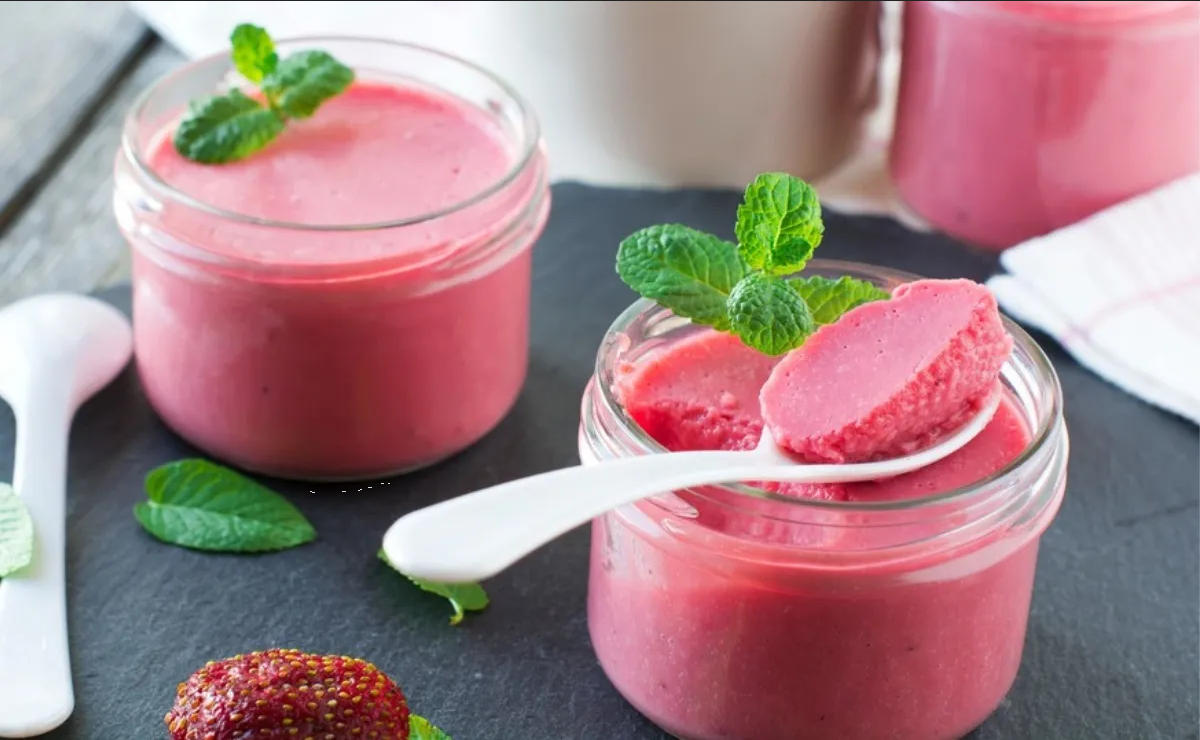 Receta Gelatina de Fresa Espumosa: 2 Ingredientes, Fácil y Rápida