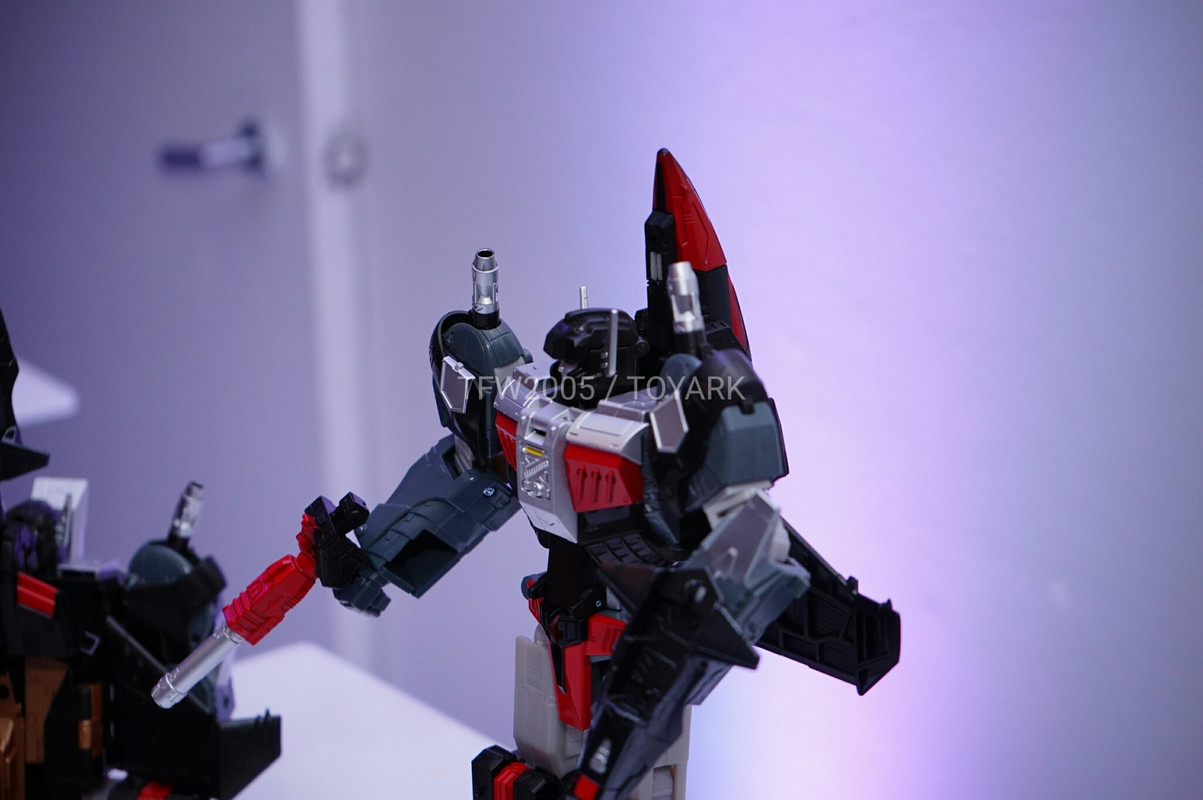 NYCC2016-Titans-Return-013