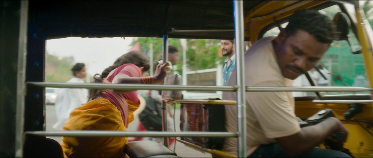 Nivetha Thomas- [SNASP] Busty ASS & Navel Sip scene -Ninnu Kori  (1)