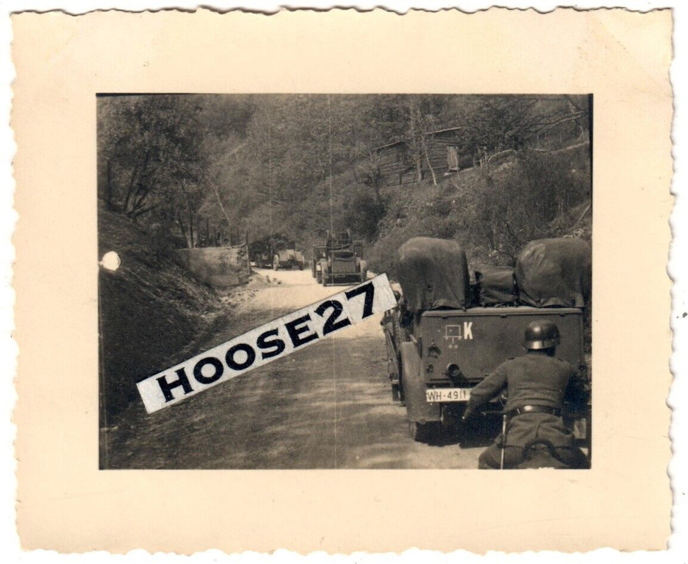 Foto WH beseitigte Straßensperre Luxemburg SR2 2.PD Mai 1940